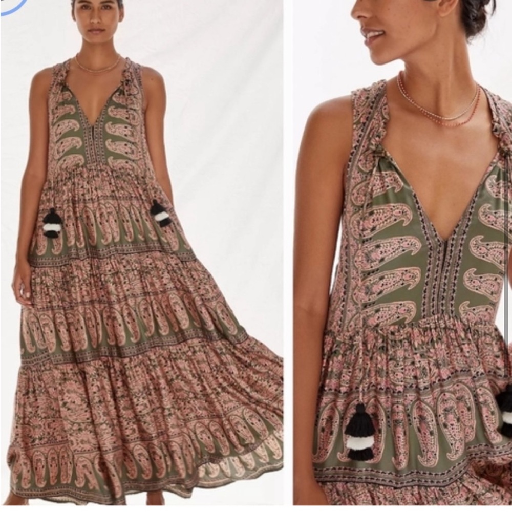 Sleeveless V-Neck Maxi Dress in Olive & Blush Paisley